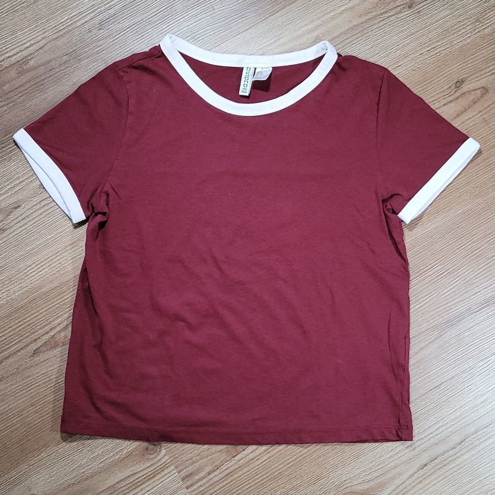 💜H&M Divided Maroon &White Cropped Short Sleeve Top Medium - Picture 2 of 9